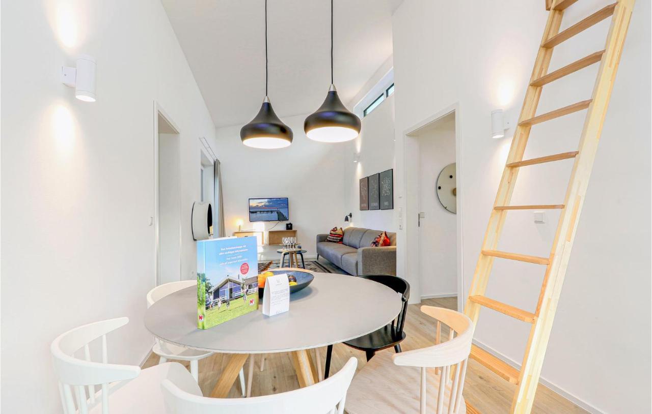 Gorgeous Home In Lembruch-Duemmer See With Kitchen Ngoại thất bức ảnh